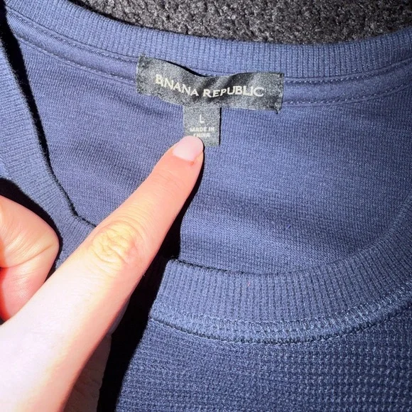 NEW Banana Republic Men's Blue Thermal Sweater - Picture 3 of 7